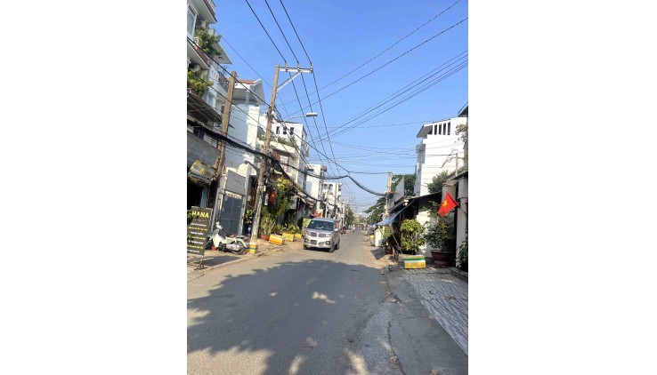 Bán Nhà Mặt Tiền KD Gần ĐH Luật Hiệp Bình Chánh Thủ Đức 126m2 chỉ 7.6 tỷ Sẵn Dòng Tiền